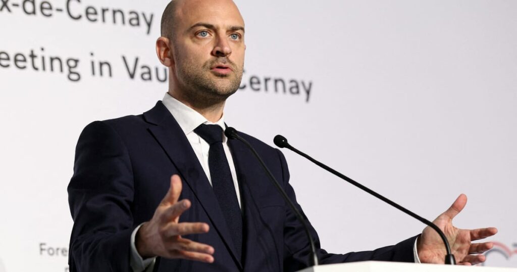 France advising Bahrain on UN resolution to open Strait of Hormuz – POLITICO