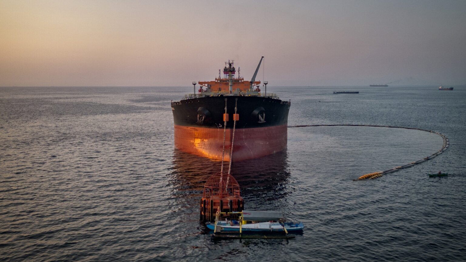 Russia’s oil export revenue jumped 94% in first month of Iran war