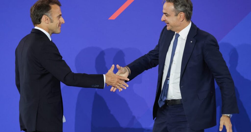 Paris and Athens exchange mutual defense pledges amid geopolitical turmoil – POLITICO