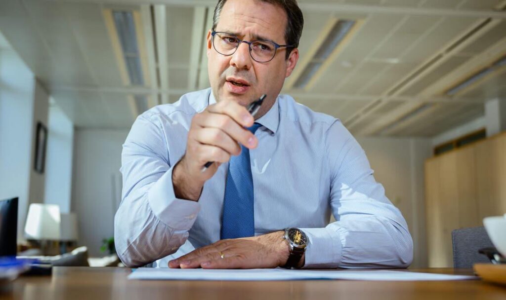 Deputy Prime Minister David Clarinval is ready for a new budget clash: “Not all ministers are implementing their reforms as agreed” Deputy Prime Minister David Clarinval is ready for a new budget clash: “Not all ministers are implementing their reforms as agreed”