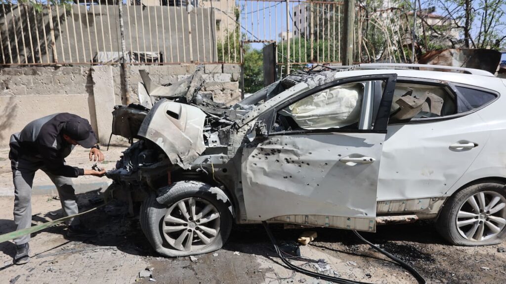 Israeli strike reportedly kills Hamas commander and his son in Gaza