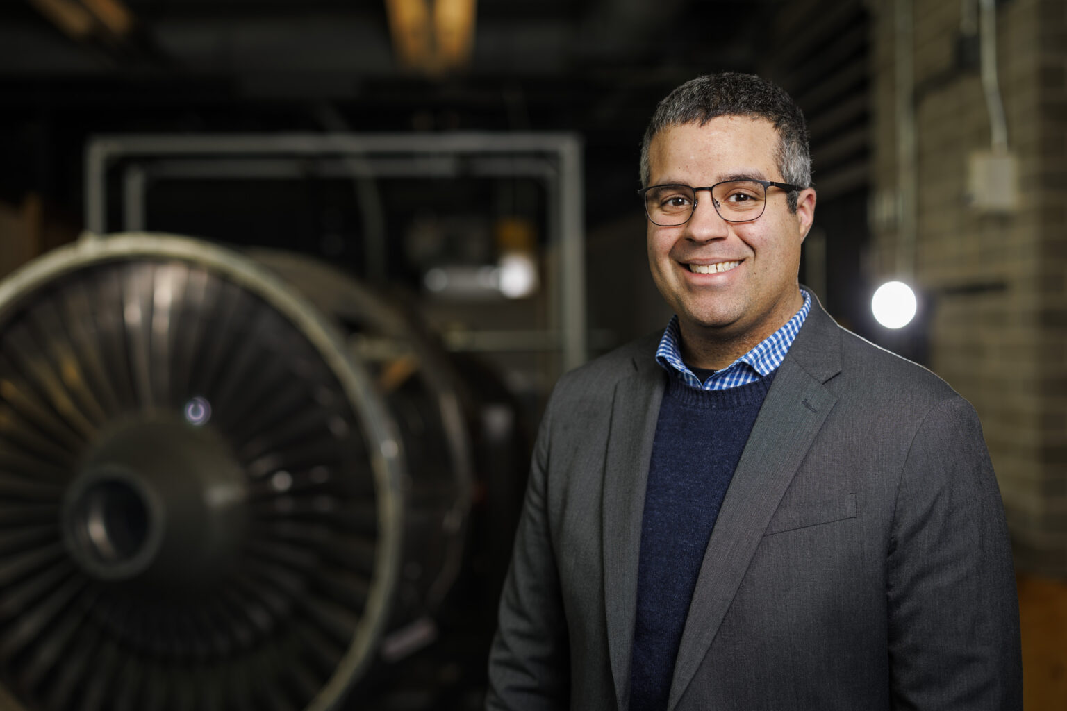 Managing traffic in space | MIT News