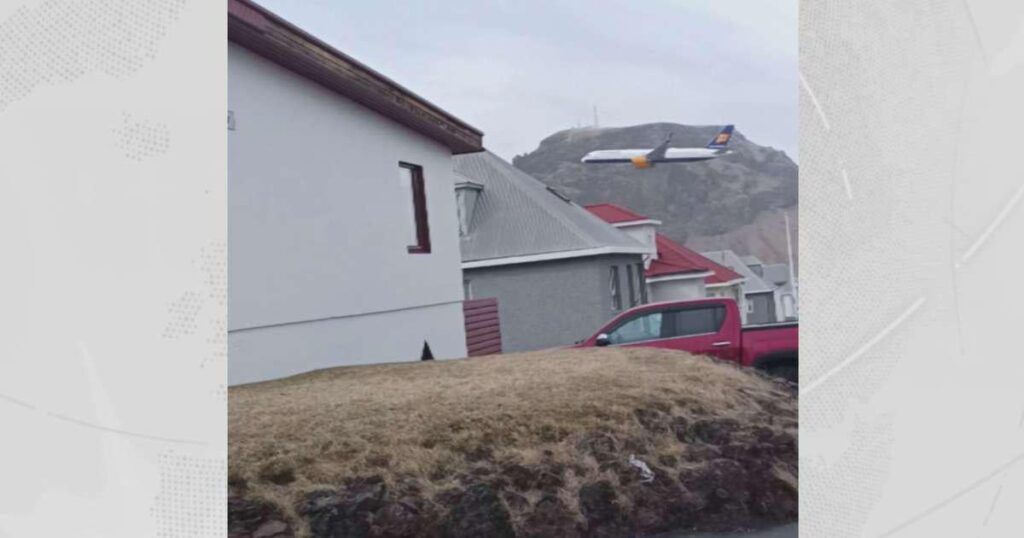 A low-flying flight sent a shock wave to the Vestmanna Islands - RÚV.is