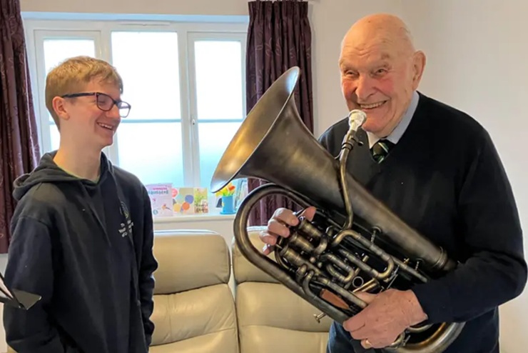 Once in a lifetime euphonium gift for talented youngster — 4barsrest