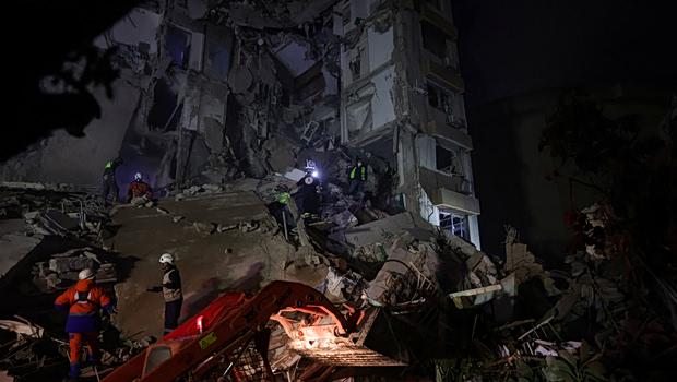 "Massacre in Lebanon" - More than 250 dead from Israel's attacks [ως απάντηση στο χτύπημα αυτό το Ιράν ξαναεκλεισε τα στενά του Ορμούζ]