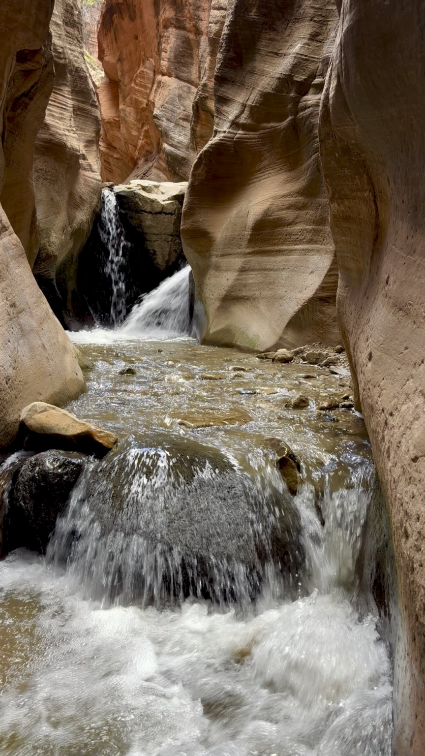 Wet slot canyons are fun (Kanarra Canyon in Utah)