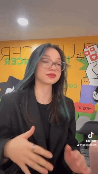 Özgür Özel, at the Ferdi Zeyrek Youth Center he opened: "Young people, vote for CHP. Europe without visas, Türkiye without bans."