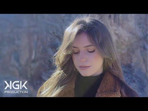 Does anyone listen to southern or central Albanian music? What do you think about accents from these areas?