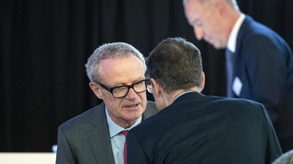 Since 1 January, all electricity consumers have been required to subsidise the steel industry. For every kilowatt-hour consumed, households also pay a compulsory levy to a company owned by billionaire Martin Haefner.