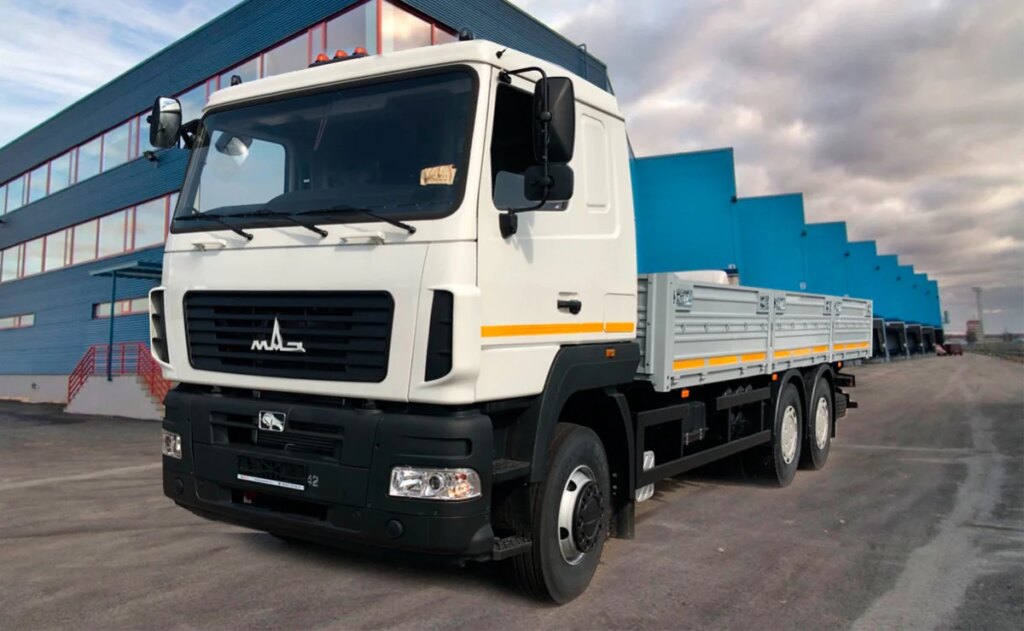 Azerbaijan to purchase 100 units of automotive equipment from Belarus for Ministry of Ecology
