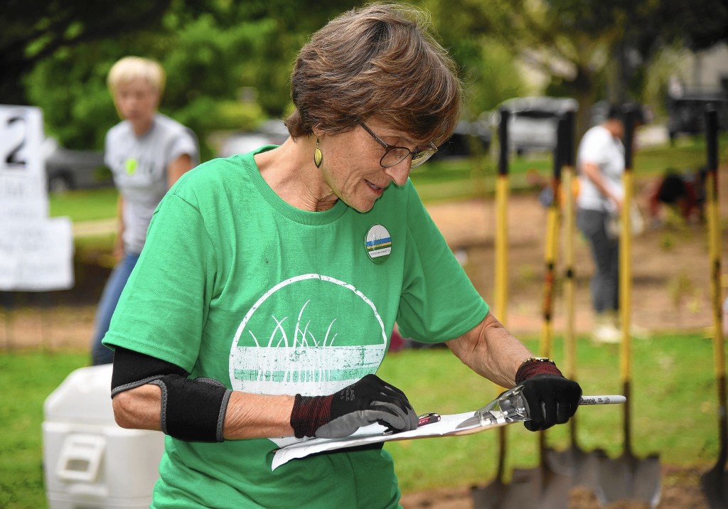 Go Green groups in Winnetka, Wilmette, etc., champion environmental sustainability