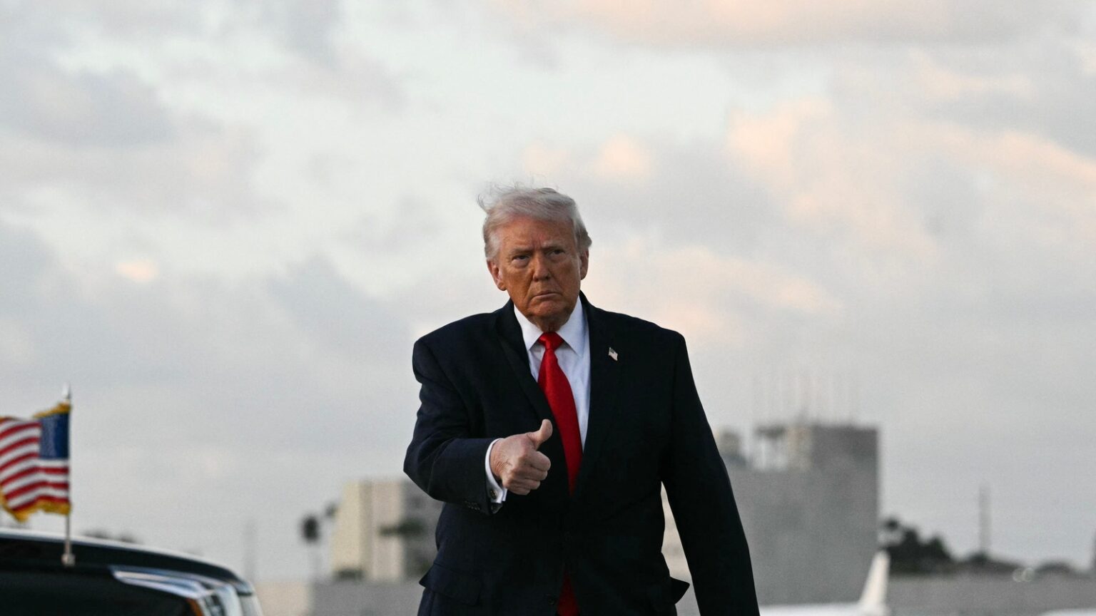 US Iran war talks LIVE: Trump announces Strait of Hormuz naval blockade; Russia offers mediation after talks in Pakistan