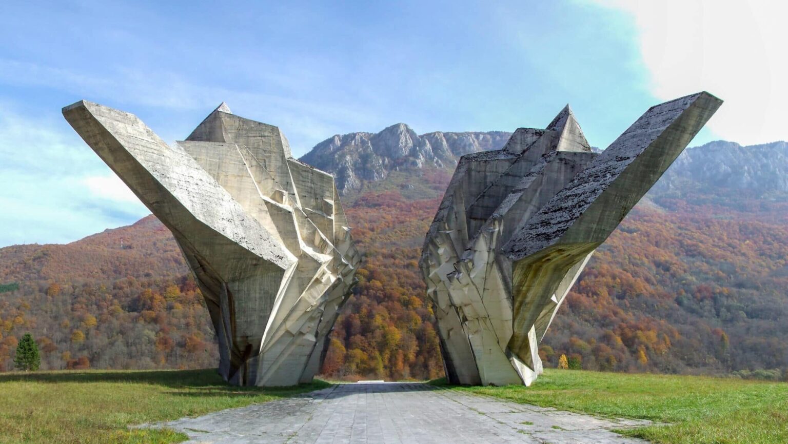 Memory War: WWII Memorials in Bosnia as Instruments of Division and Conflict