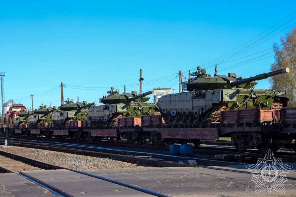 Belarusian Army Receives First Serial Batch of T-72BM2 Tanks Belarusian Army Receives First Serial Batch of T-72BM2 Tanks