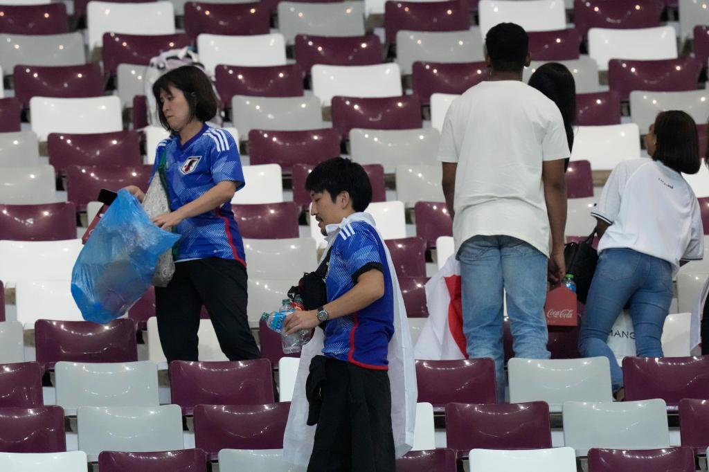 Why you may see Japanese soccer fans cleaning up the stadium after World Cup games – Chicago Tribune