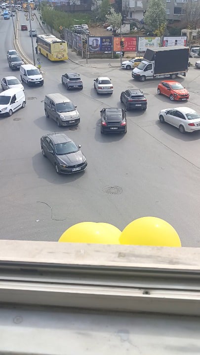 Turkish traffic for 1 minute when you turn off the traffic lights