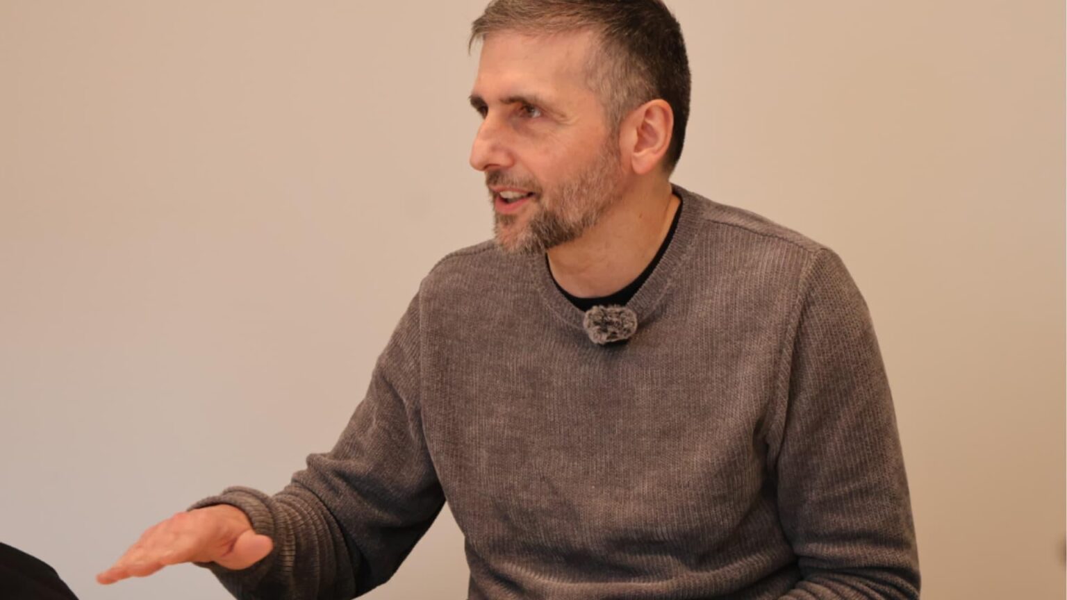 The mutation of Andorran identity: The irreversible process that has already changed the reality of Andorra