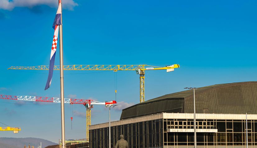 Zagreb cranes