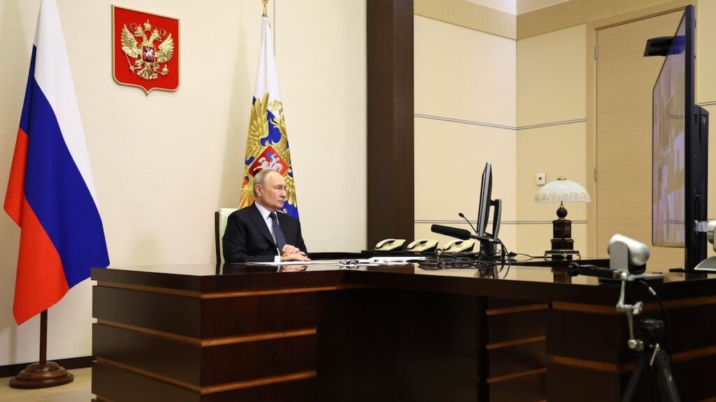 Putin Seen Making Ever More Mistakes, Sending Approval Rating Down – Analysis – Eurasia Review