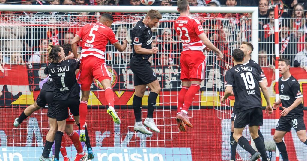 Bosnia keeper Nikola Vasilj's saves help St. Pauli hold on for a point against Union Berlin :: WRAL.com