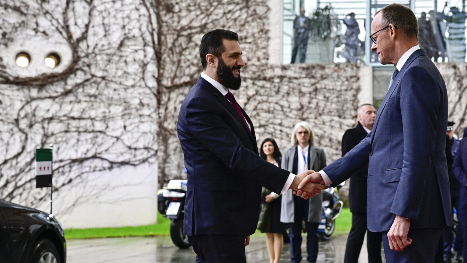 Syrian President’s German Visit Draws Concern over ‘Allahu Akbar’ Chants Syrian President’s German Visit Draws Concern over ‘Allahu Akbar’ Chants