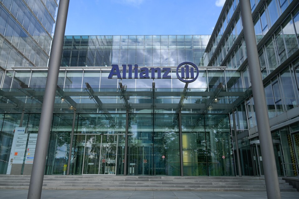 DAX companies defy the crisis DAX companies defy the crisis