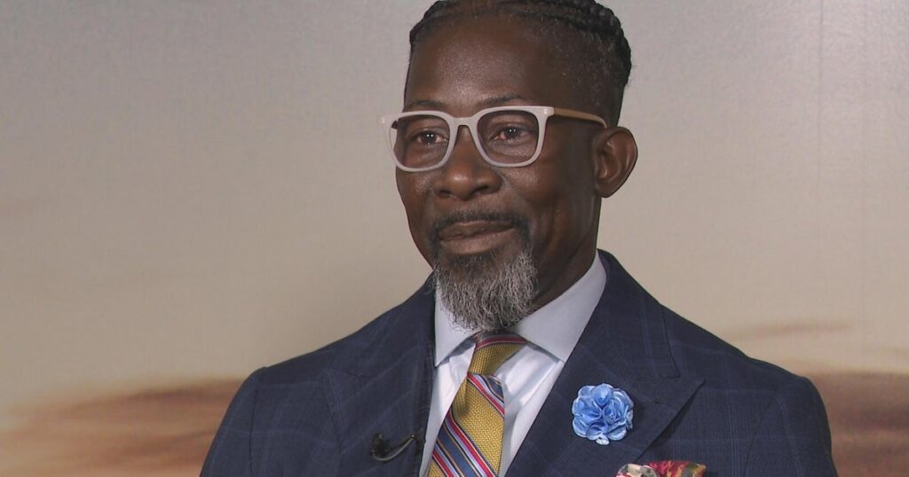 Audit finds Iowa ex-superintendent arrested by ICE had awarded business to consulting firm he was linked to Audit finds Iowa ex-superintendent arrested by ICE had awarded business to consulting firm he was linked to