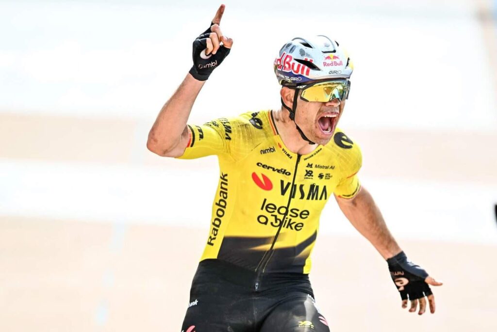 Finally Wout has won the Paris -Roubaix!