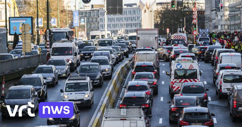 10 cents more per kilometer for commuting and 15 million for OCMWs: this is stated in the energy agreement | VRT NWS News