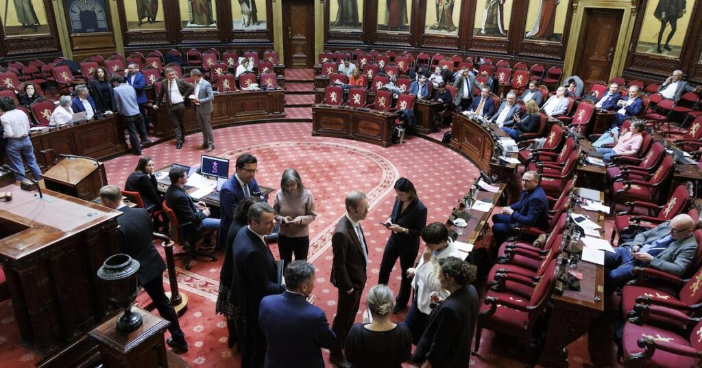 After the liberal disappearing act in the Senate: 'What a circus. MR has ensured that Les Engagés breaks the cordon'