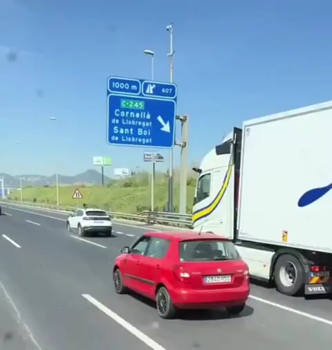 Camioneros furious, wtf!