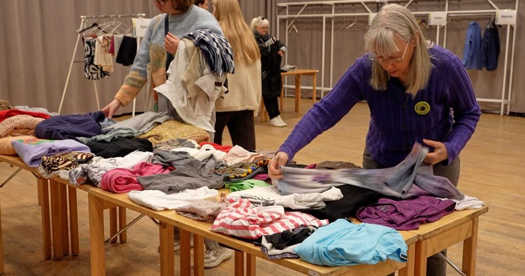 Sweden's secondhand clothing swaps offer a trendy way to cut environmental waste :: WRAL.com