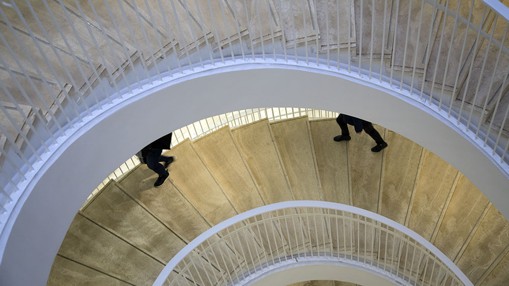 S&P Global Ratings revises Finland’s credit rating outlook to negative