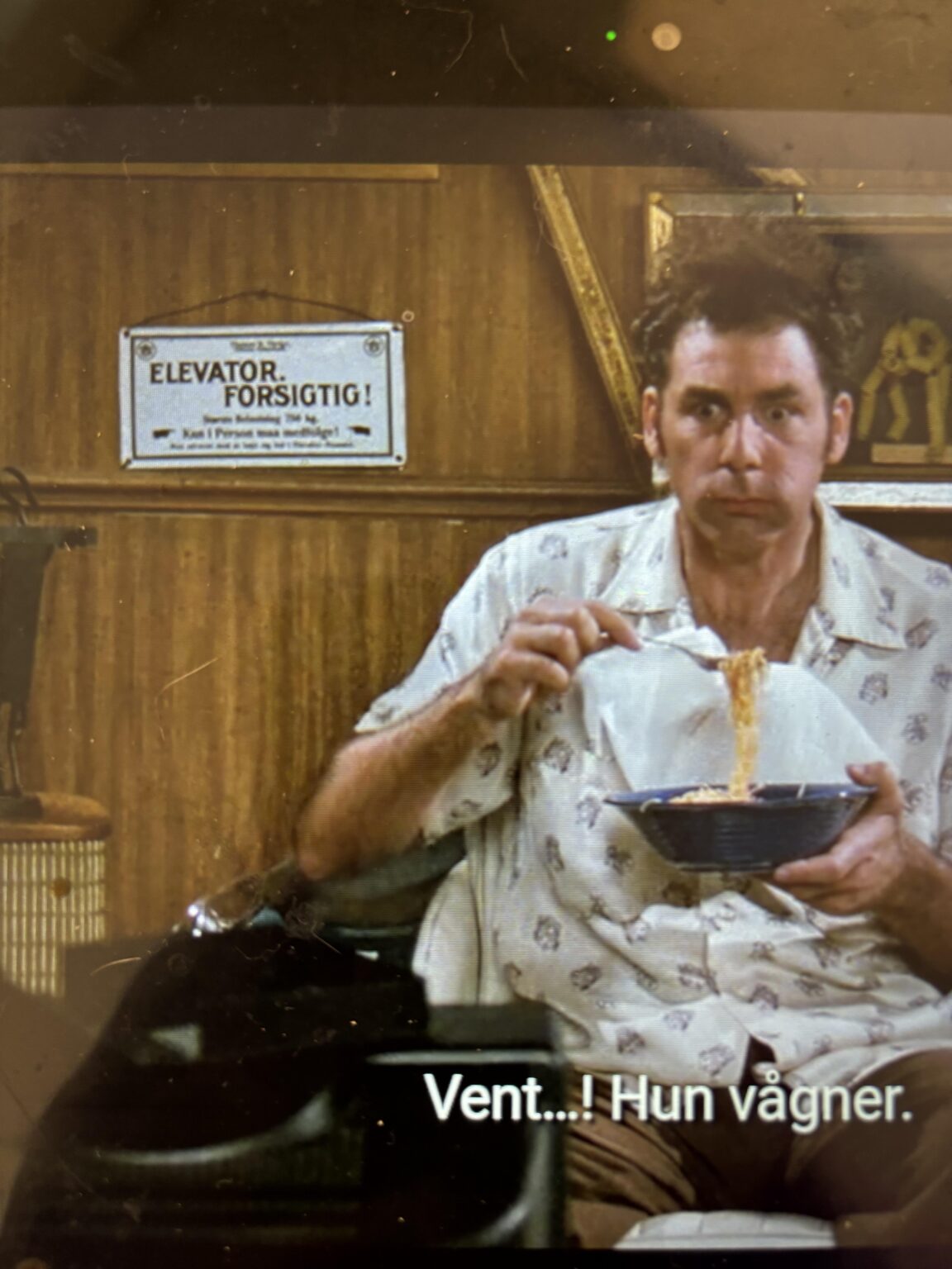 The odds of seeing an old Danish elevator sign on an American tv show, are low. But never zero