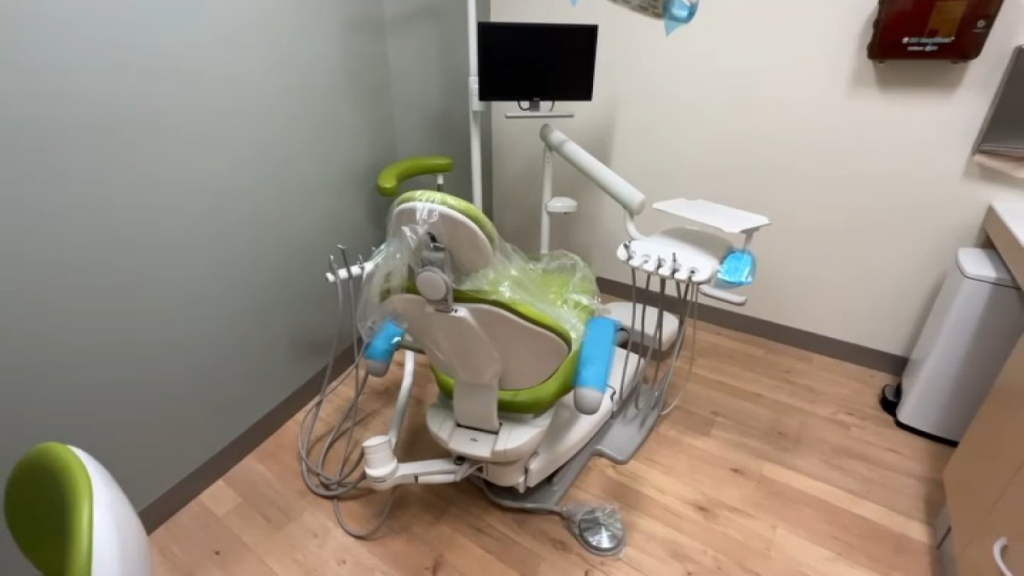 Health clinic for low-income families open in Panorama City – NBC Los Angeles