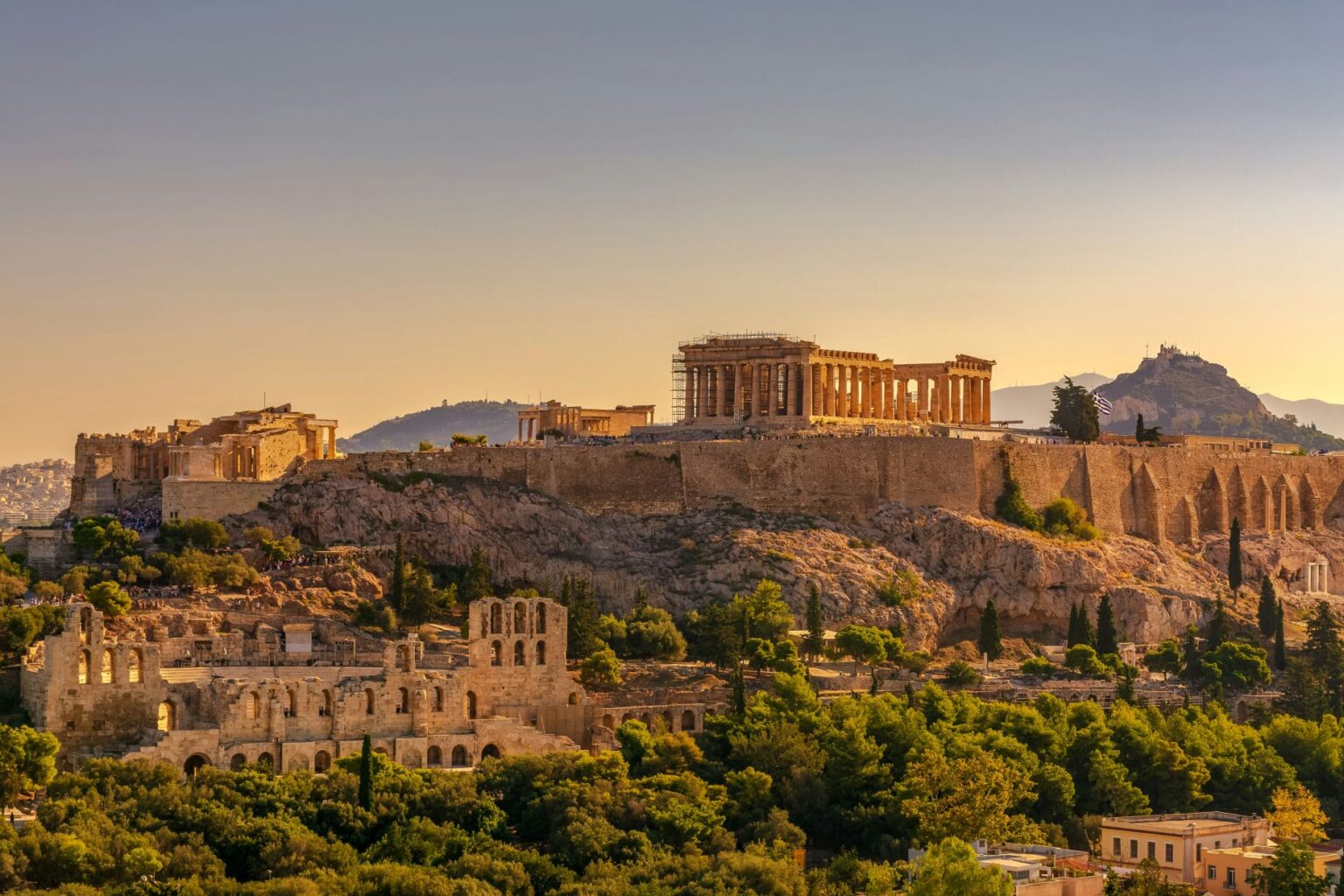 Greece unilaterally drops EU entry-exit registration for UK arrivals parallax background