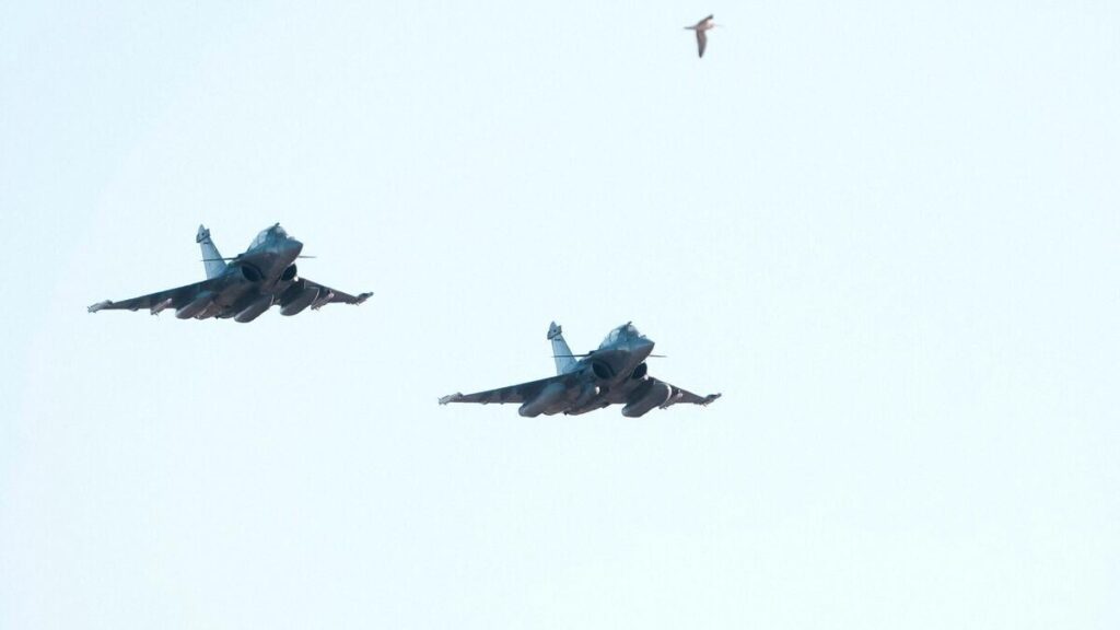 French Rafales make several emergency takeoffs to intercept Russian Su-30SMs near NATO airspace