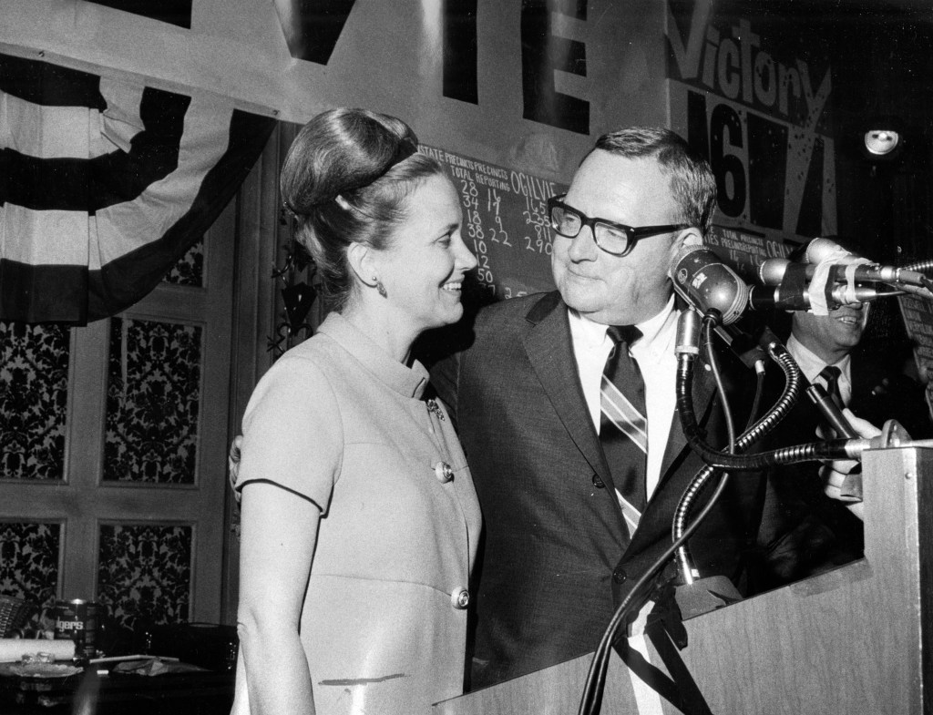 Opinion: Profiles in courage are in short supply in politics