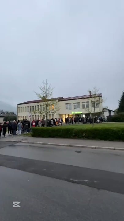 Waiting for a personal doctor