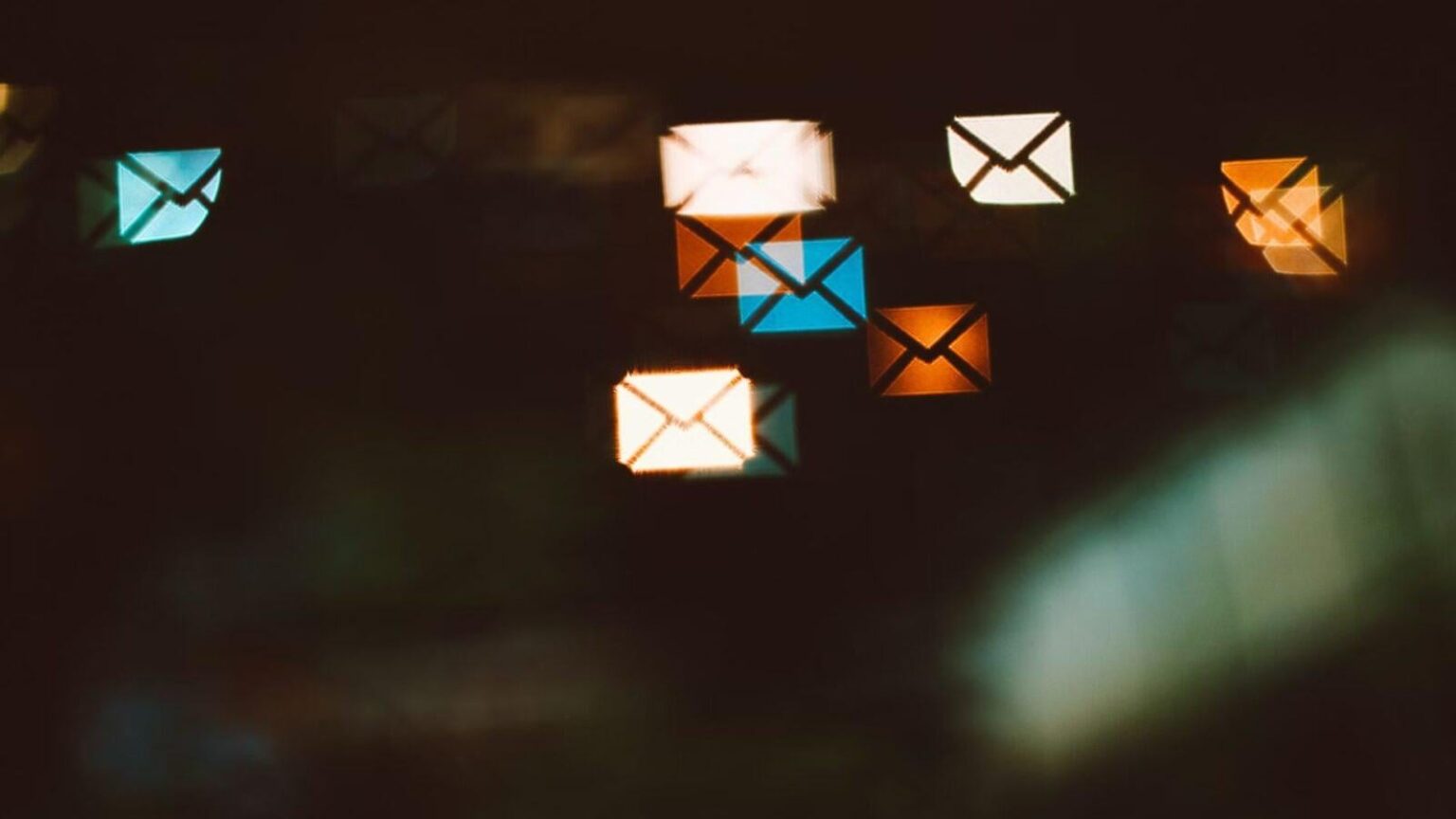 4.5 million email addresses exposed: massive leak hits France, ministries and embassies affected