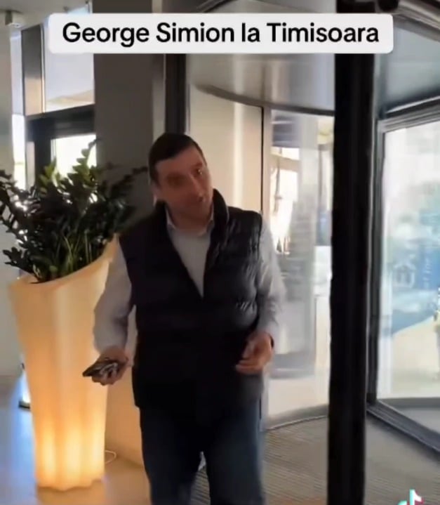 George Simion, surprised at the PSD final meeting in Timișoara. "I came to a baptism"