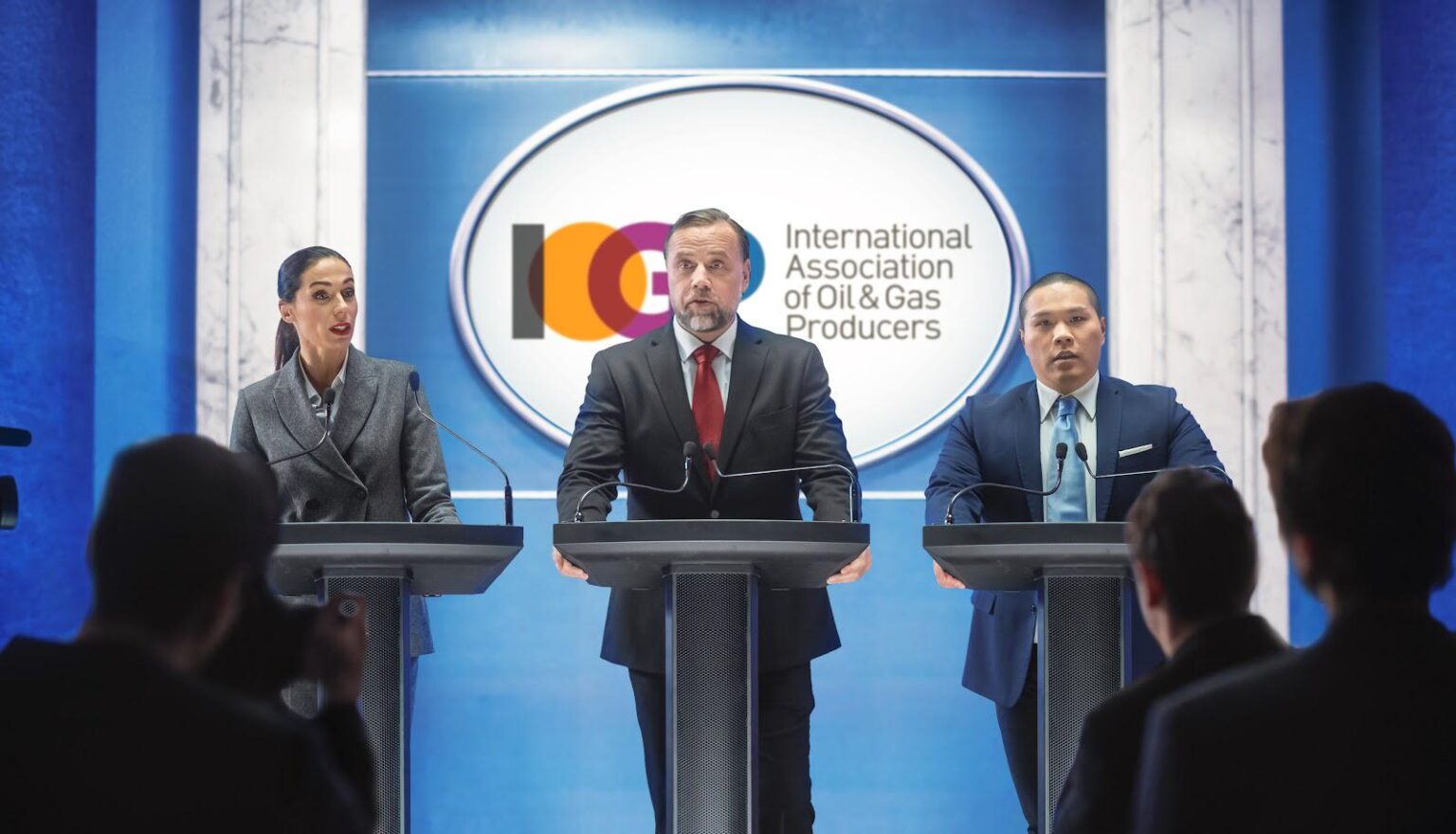 Oil companies are demanding that the Strait of Hormuz be closed again immediately