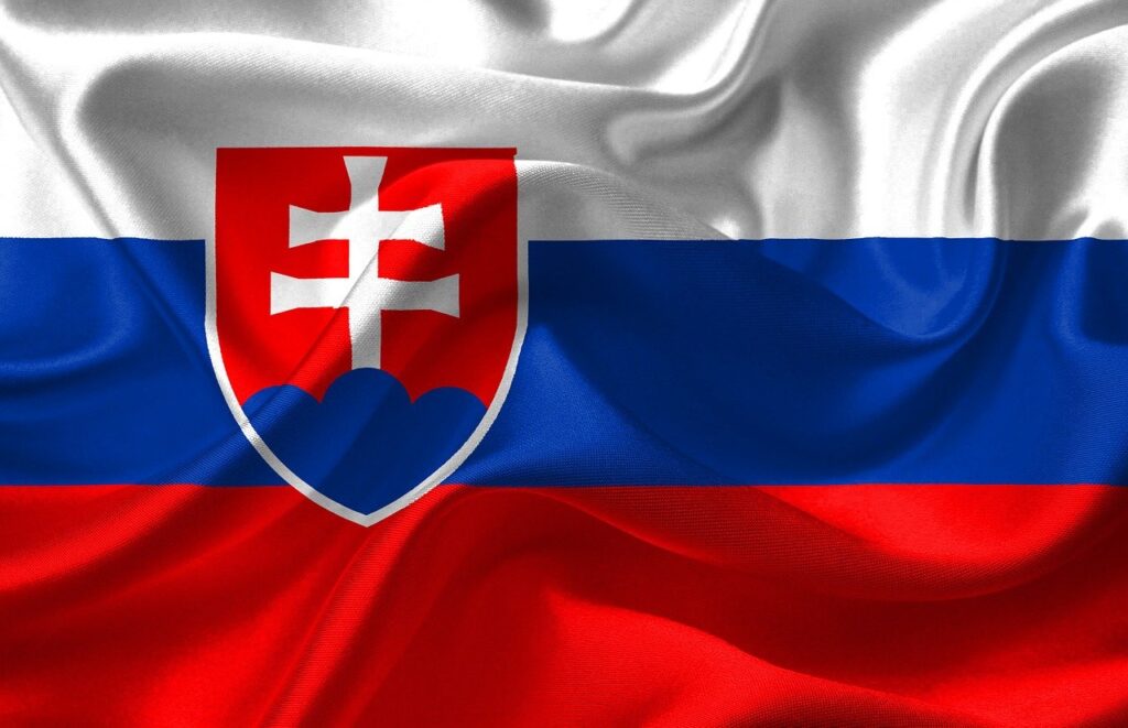 Flag of Slovakia (photo credit: DavidRockDesign via pixabay)