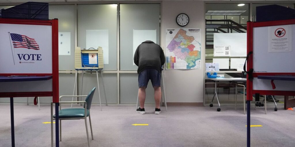 Virginia voters deciding on redistricting plan that could boost Democrats' seats in Congress