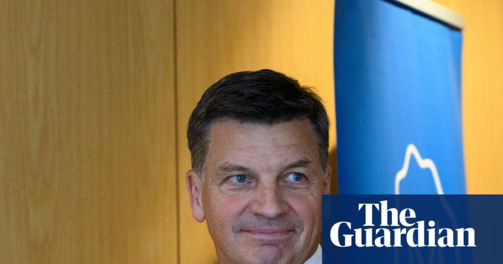 ‘Debased himself’ and risking Australia’s reputation: Liberals torn up about Taylor’s Trumpian immigration plan