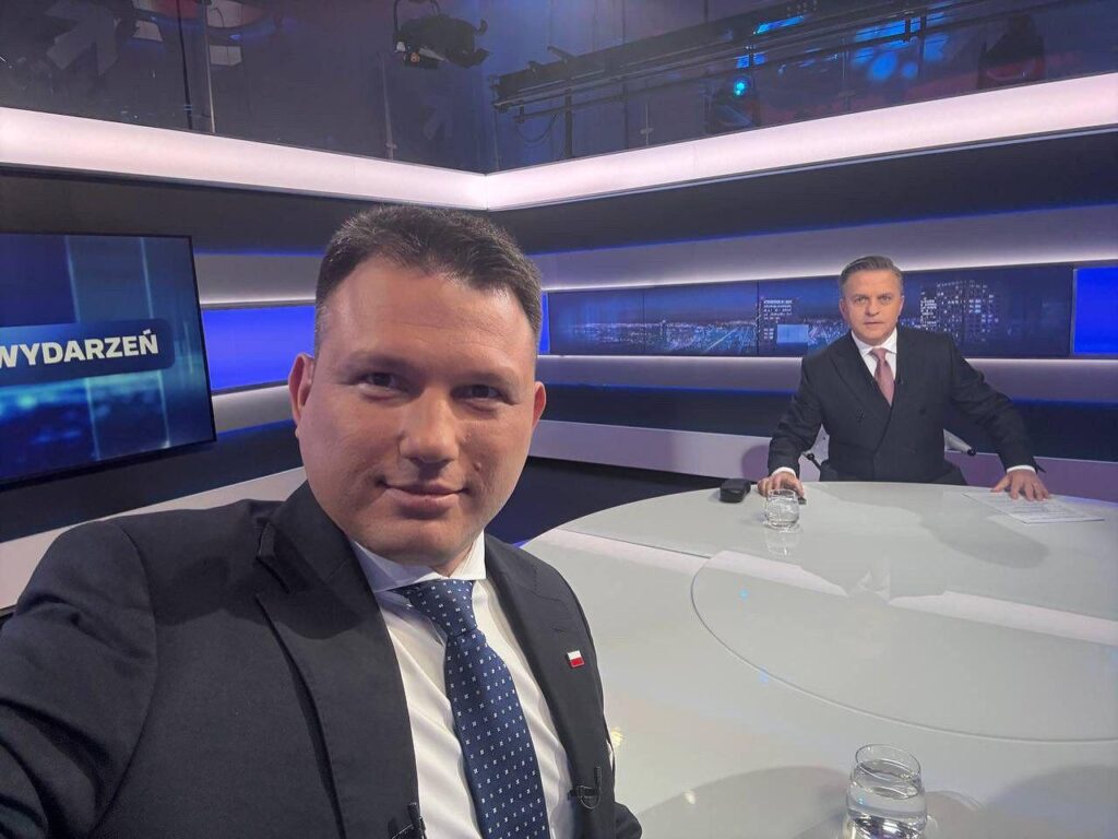 Politics is politics, but it must be admitted that the transformation of Kim Jong Un is progressing rapidly.