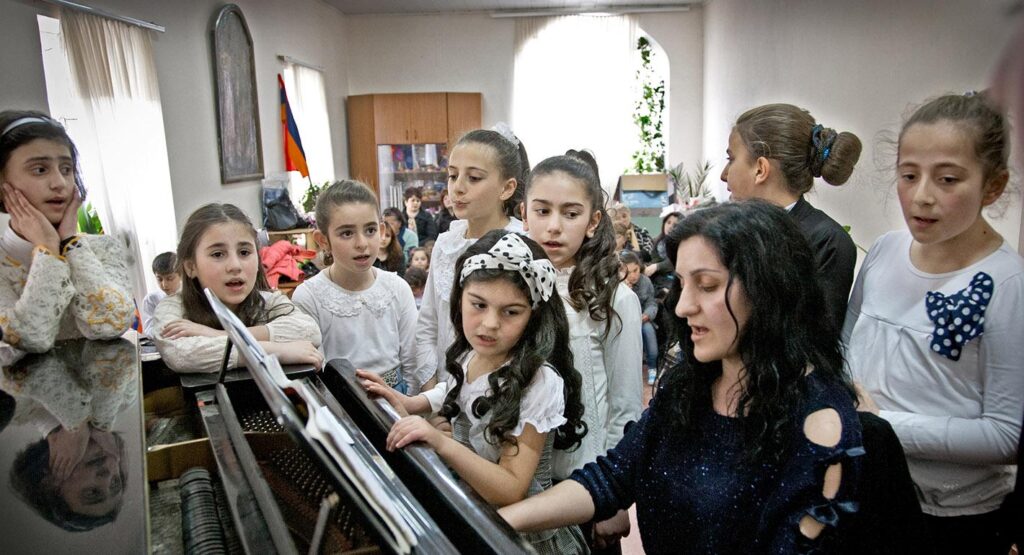 Carnegie Global logo