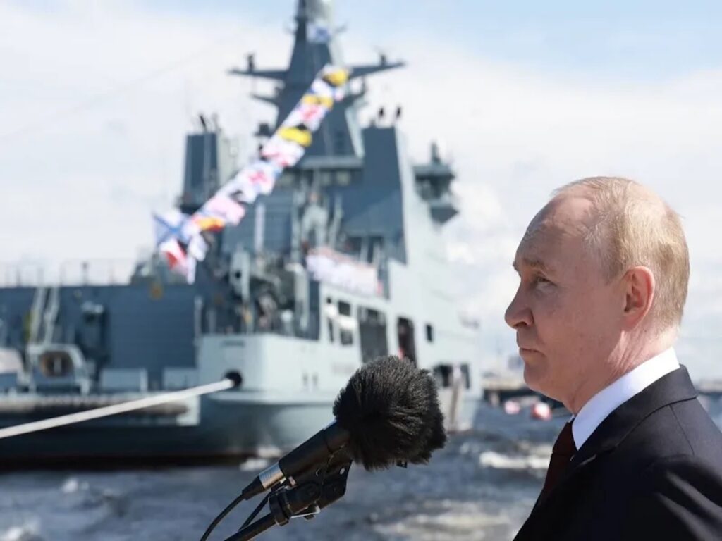 Russia's navy deterred Estonia from boarding its 'shadow fleet'