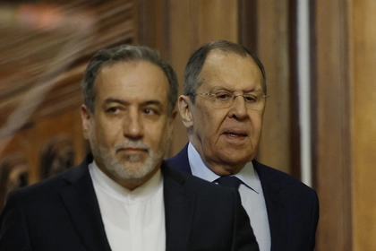 Iran’s Araghchi Calls Russia’s Lavrov, Seeks Help Blocking UNSC Resolution