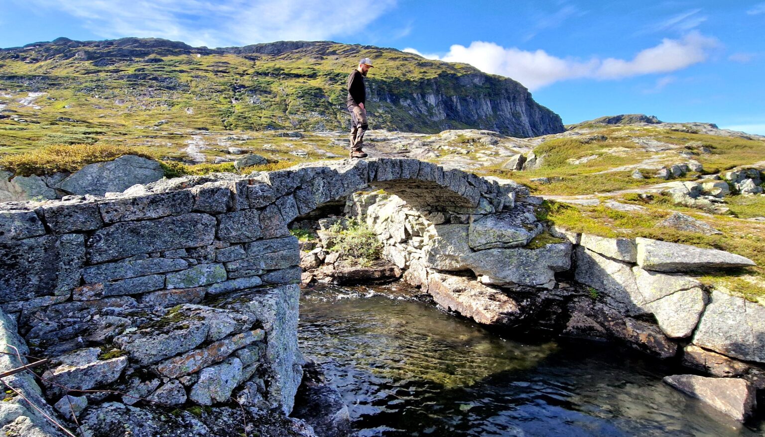 A gravity defying stone bridge in Hardangervidda